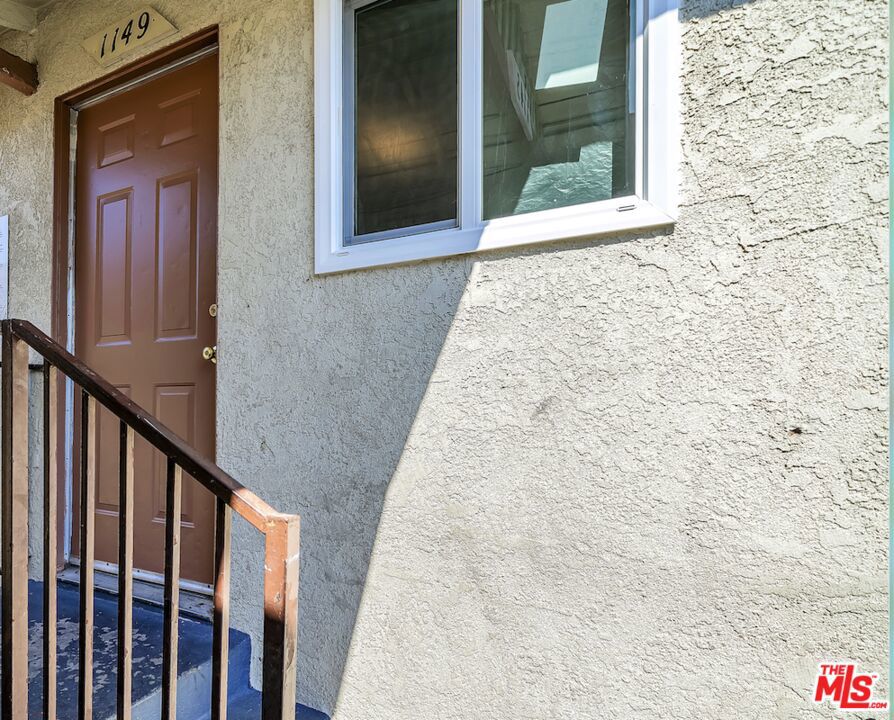 1145 E 33rd Street Property Photo 7