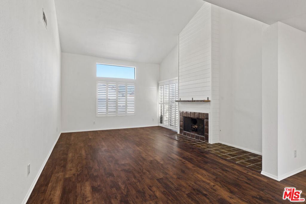 308 Pebble Beach Drive Property Photo 12