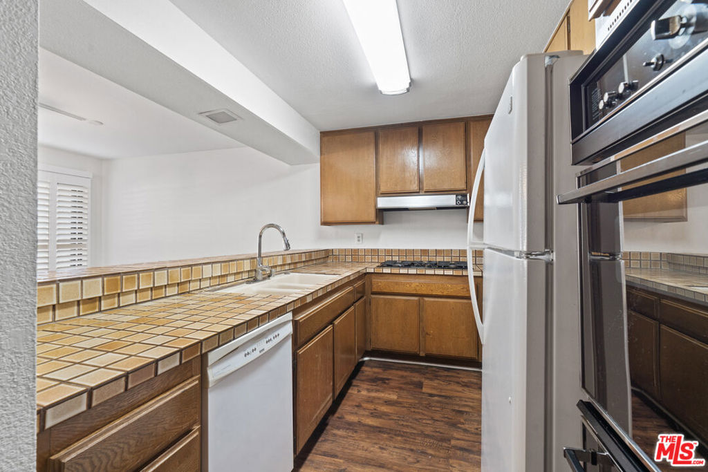 308 Pebble Beach Drive Property Photo 19