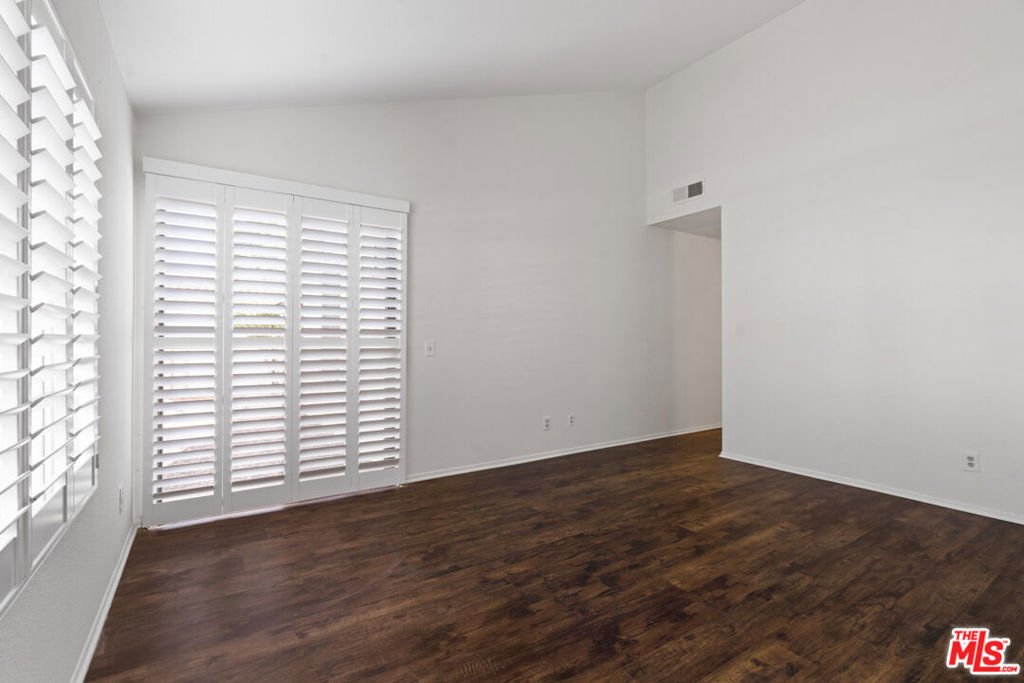308 Pebble Beach Drive Property Photo 25