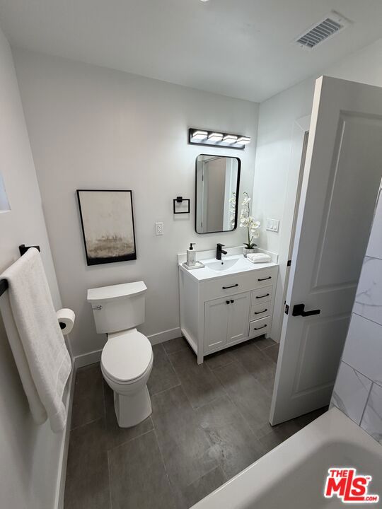 10419 Vassar Avenue Property Photo 39
