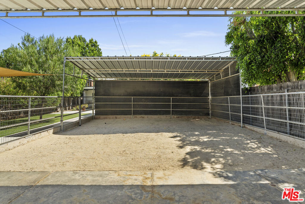 1400 Randall Street Property Photo 23