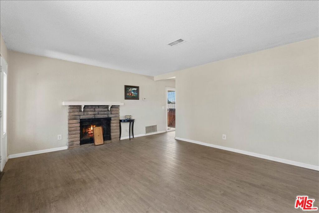 40611 178th Street Property Photo 6
