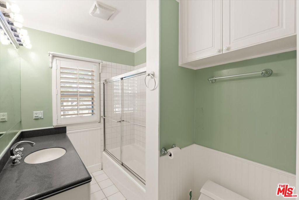 1540 Stanford Drive Property Photo 18