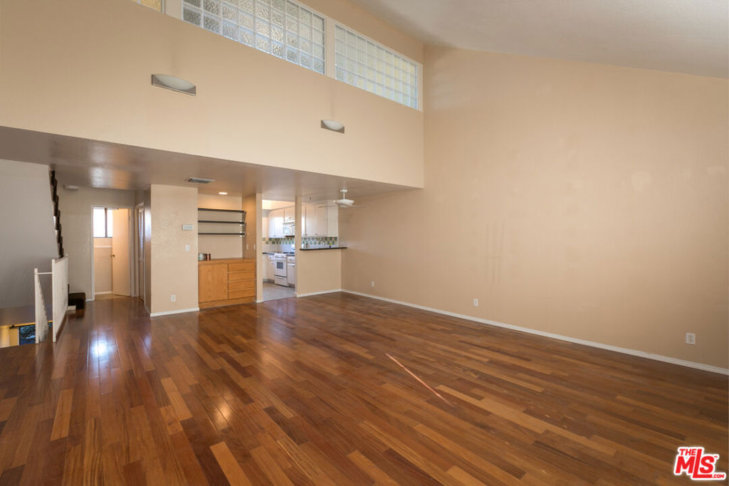 1914 11th Street 3 Property Photo 6