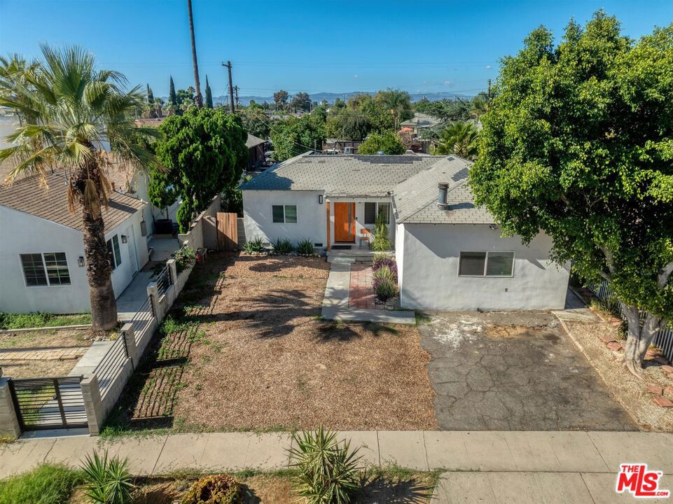 8441 Rincon Avenue Property Photo 3