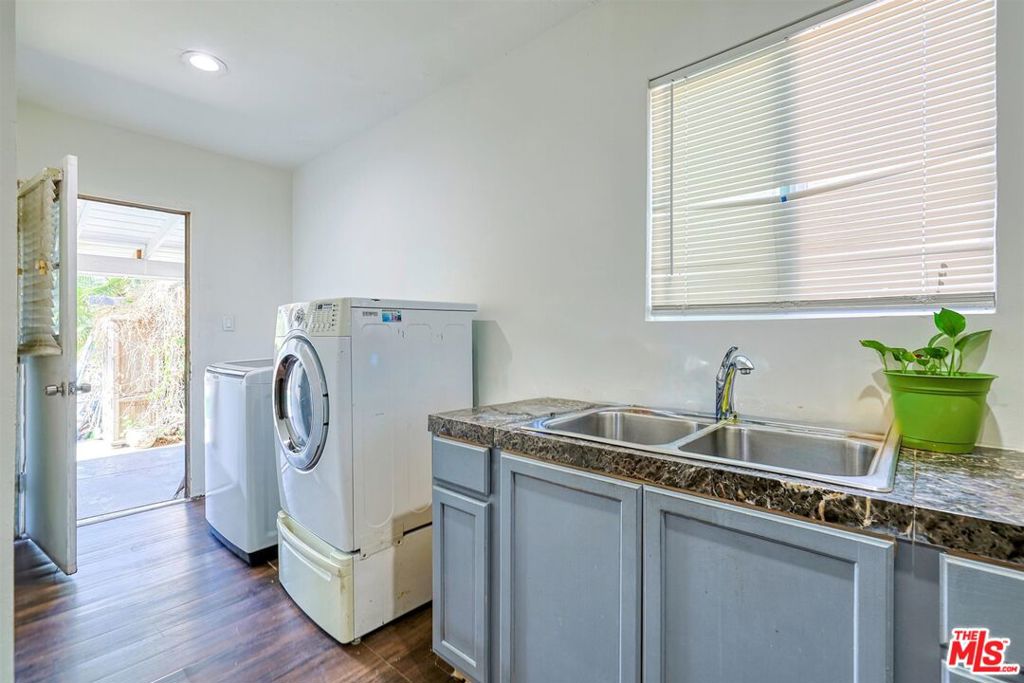 8441 Rincon Avenue Property Photo 23