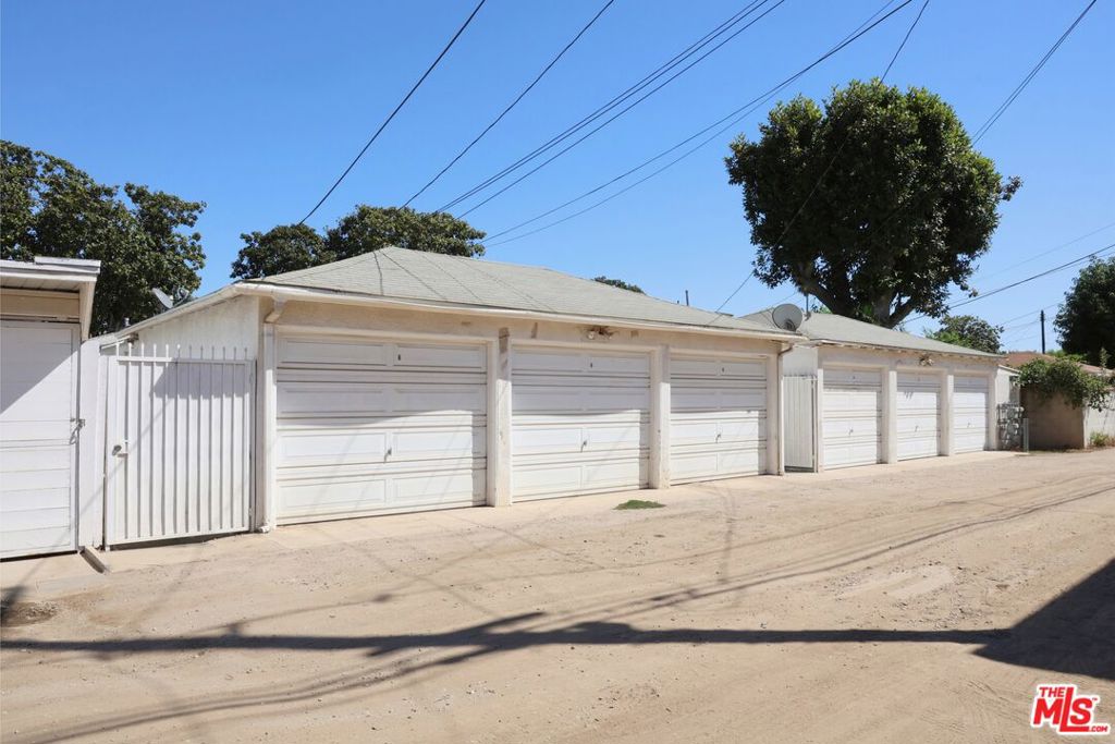 3849 Sawtelle Boulevard Property Photo 13