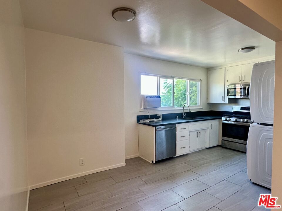 629 Hardin Drive 3 Property Photo 5