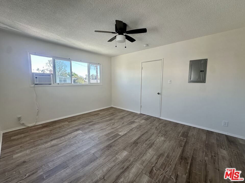 629 Hardin Drive 3 Property Photo 8