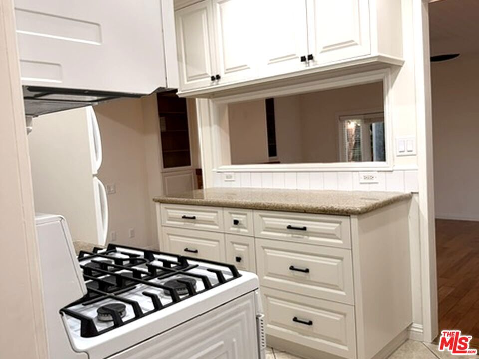 6313 Bluebell Avenue Property Photo 10