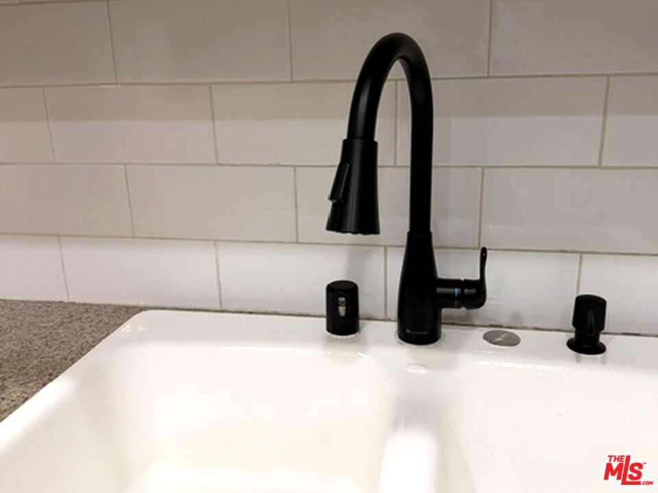 6313 Bluebell Avenue Property Photo 12