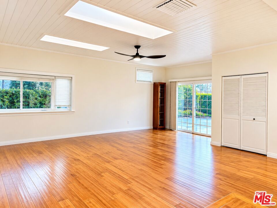 6313 Bluebell Avenue Property Photo 17