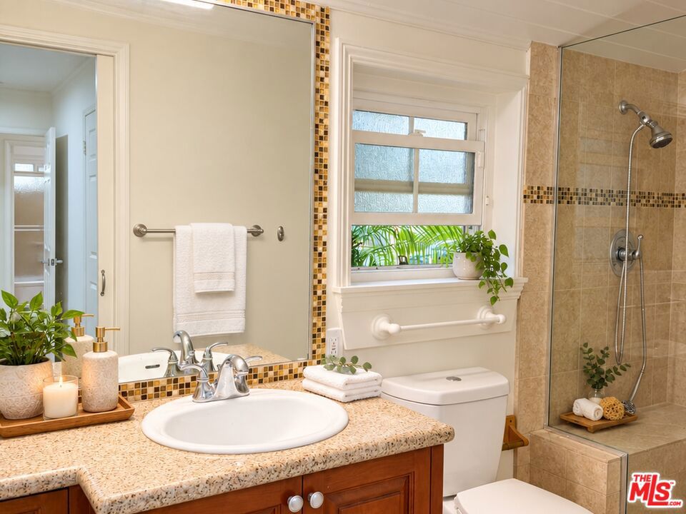 6313 Bluebell Avenue Property Photo 29