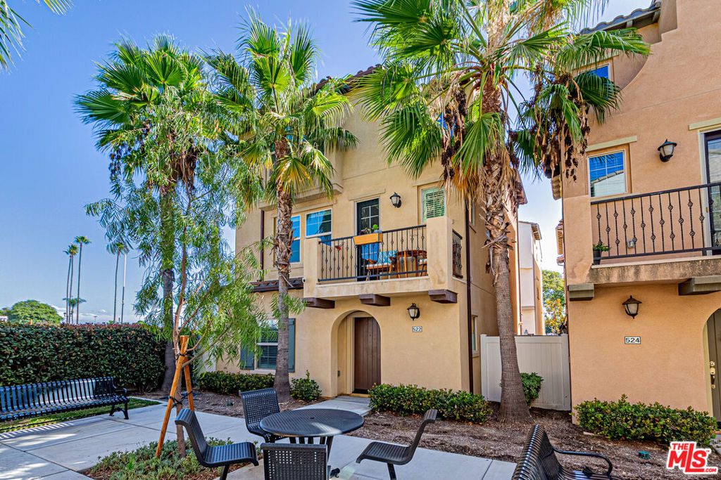 522 S Harbor Boulevard Property Photo 1