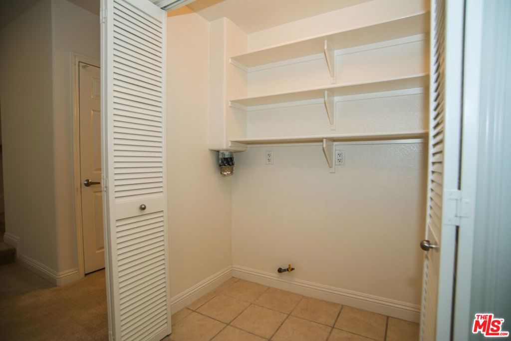 5831 Seawalk Drive 221 Property Photo 20