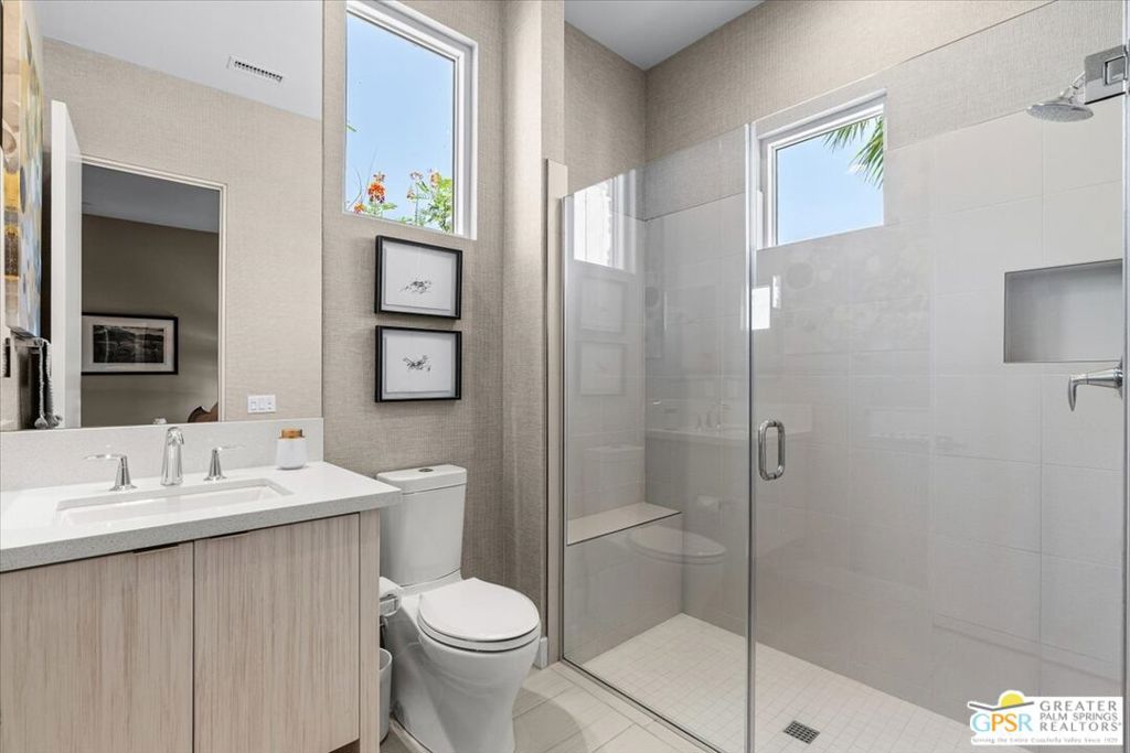 1107 Celadon Street Property Photo 27