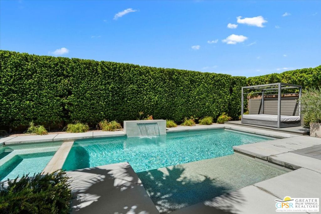 1107 Celadon Street Property Photo 40
