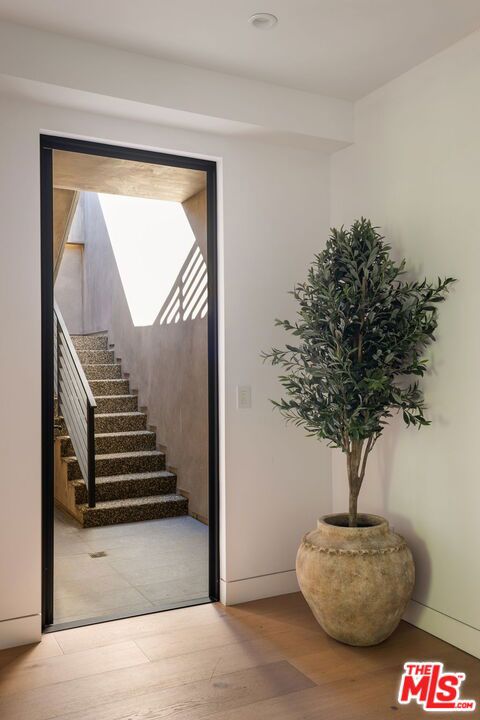 1845 Coldwater Canyon Drive Property Photo 19