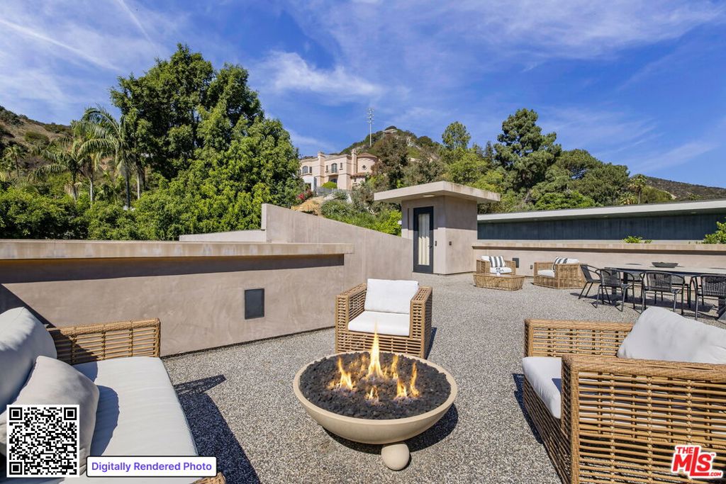 1845 Coldwater Canyon Drive Property Photo 20