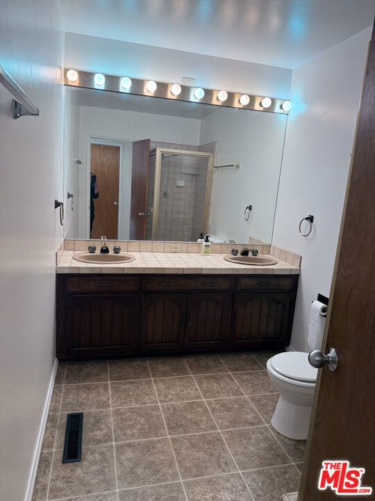 10517 Vail Drive Property Photo 19