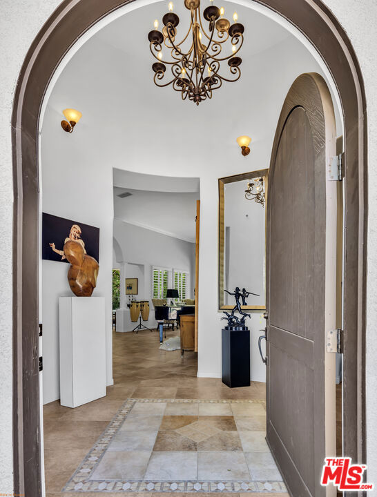 1231 Verdugo Road Property Photo 4