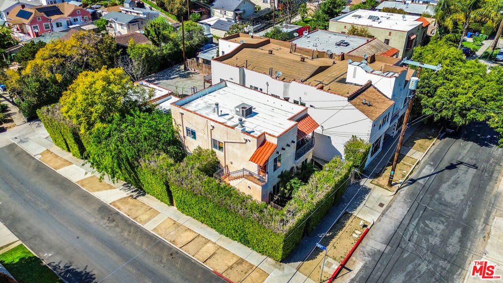 1135 N Coronado Street Property Photo 1