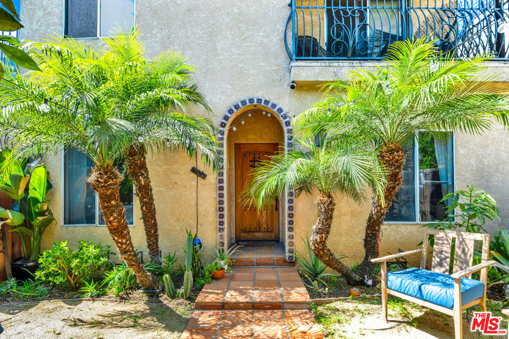 1135 N Coronado Street Property Photo 15