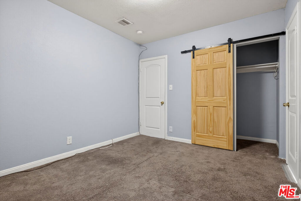 6427 Klump Avenue Property Photo 22