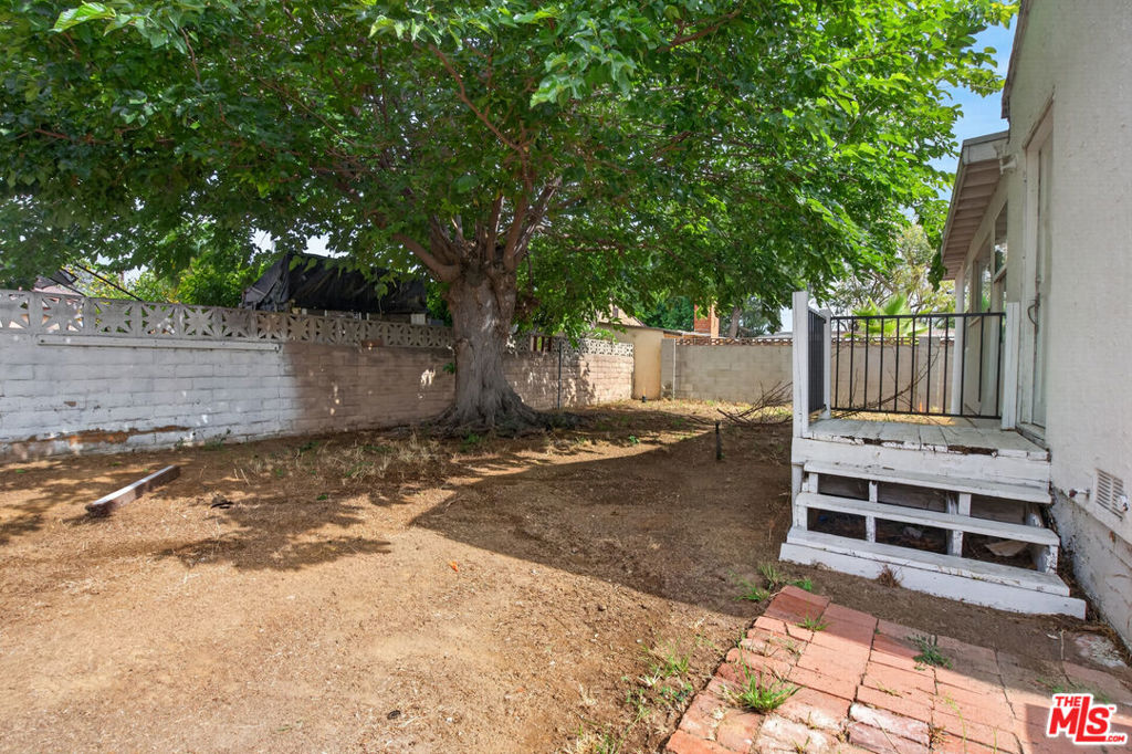 6427 Klump Avenue Property Photo 34