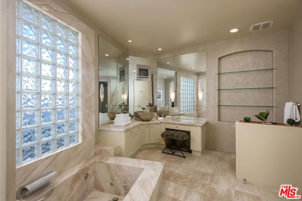 3523 Padaro Lane Property Photo 15