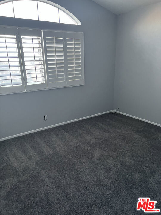 1805 Saint James Court Property Photo 4
