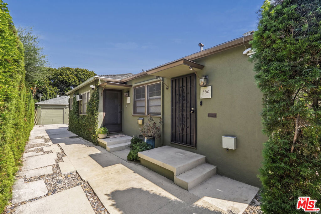 350 N San Vicente Boulevard Property Photo 4