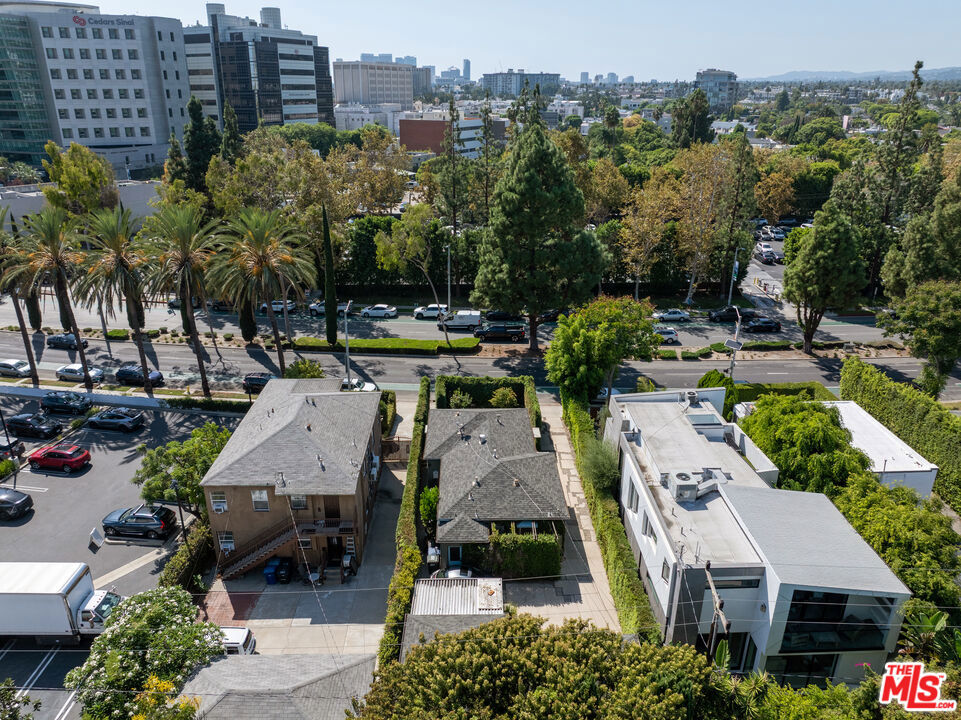 350 N San Vicente Boulevard Property Photo 25
