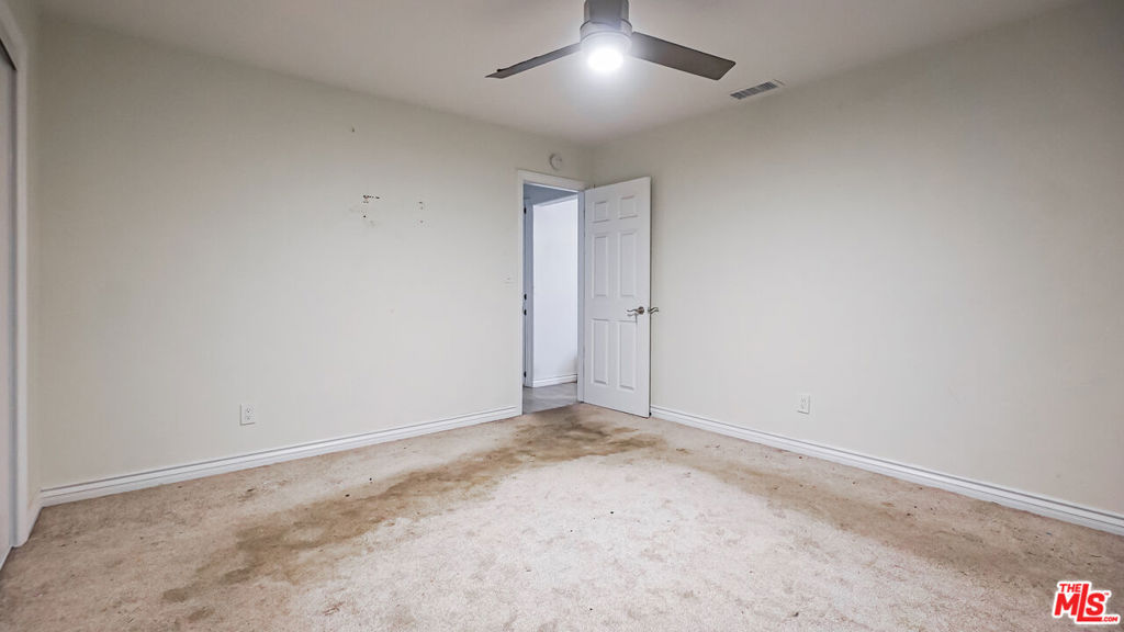 854 N Eucalyptus Avenue Property Photo 11