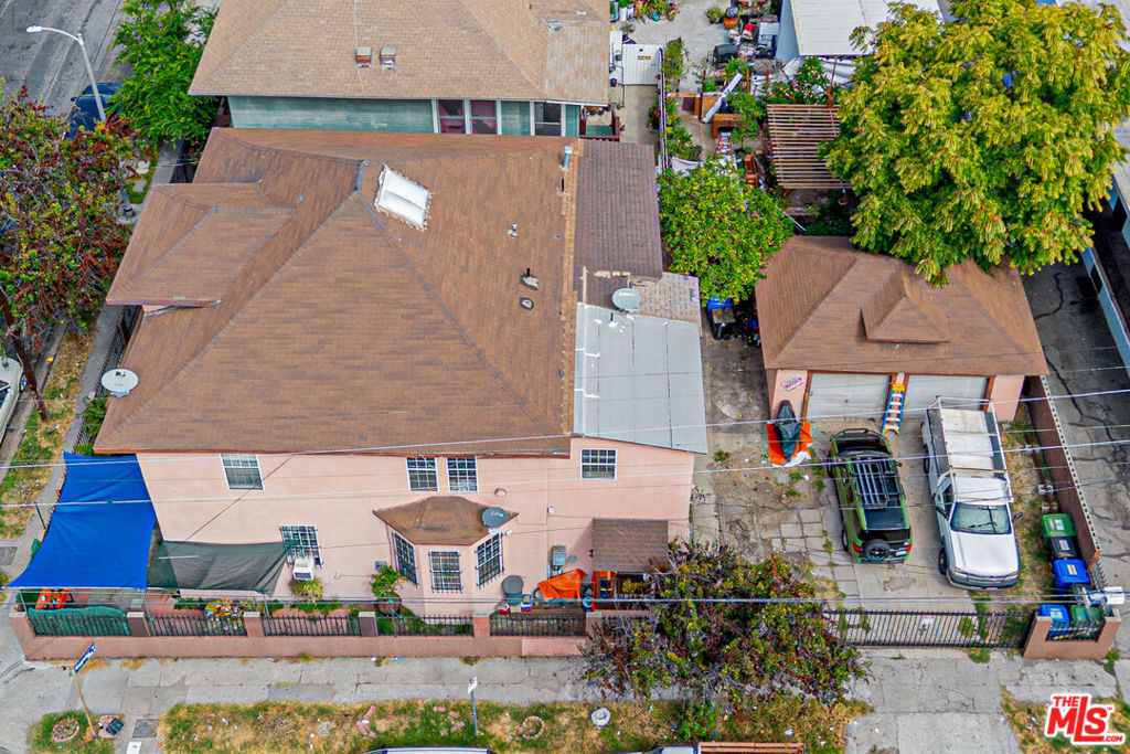 1956 Magnolia Avenue Property Photo 5