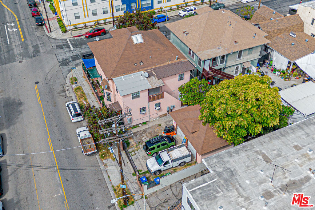 1956 Magnolia Avenue Property Photo 6