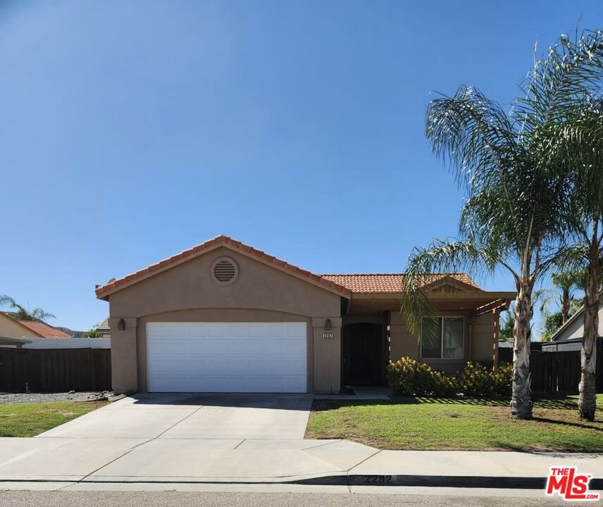 2292 Versailles Street Property Photo 1
