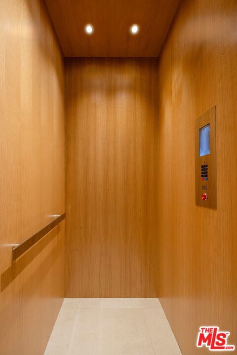 4005 Dixie Canyon Avenue Property Photo 23