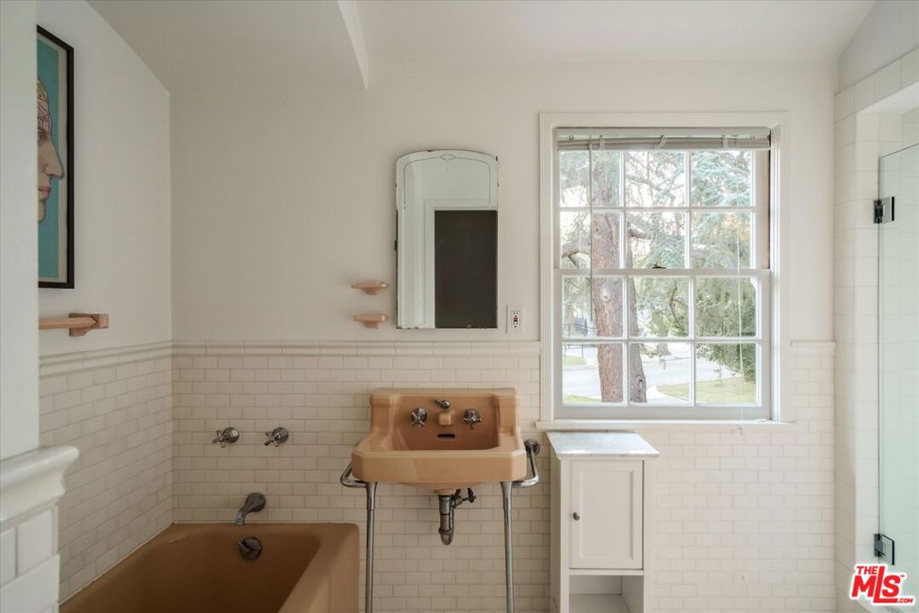 1624 Hillcrest Avenue Property Photo 34