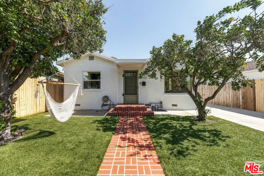 11822 Marshall Street Property Photo 1