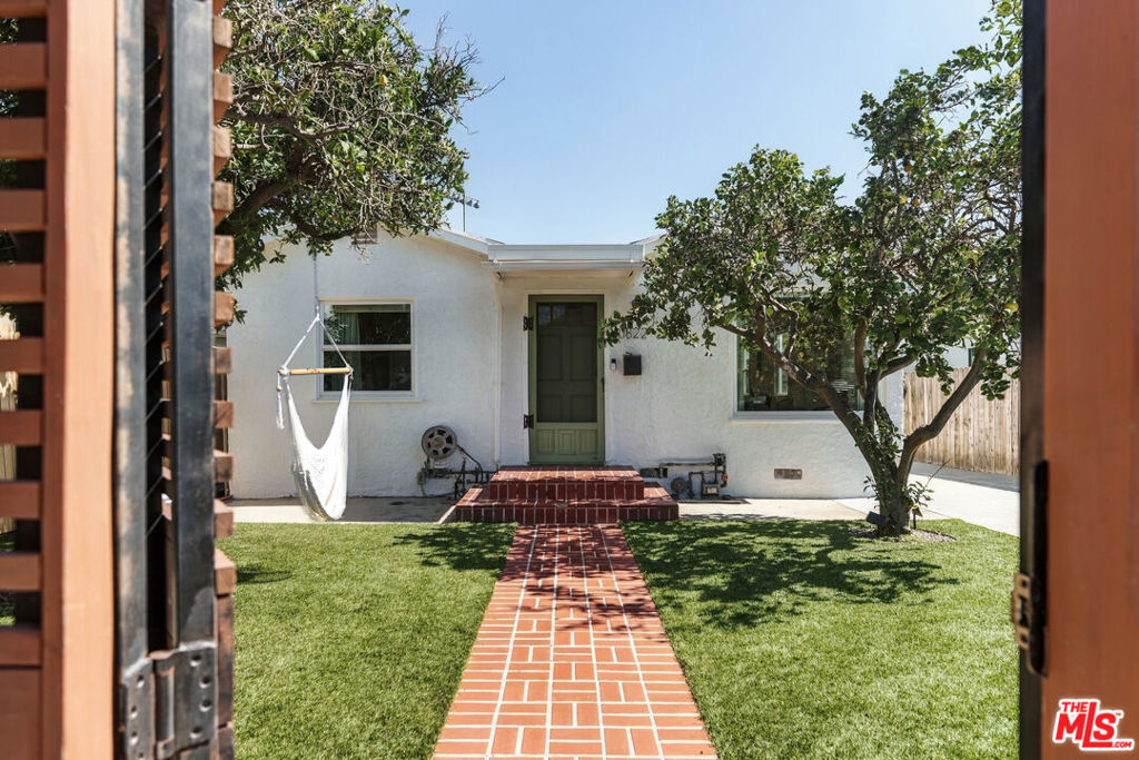11822 Marshall Street Property Photo 7