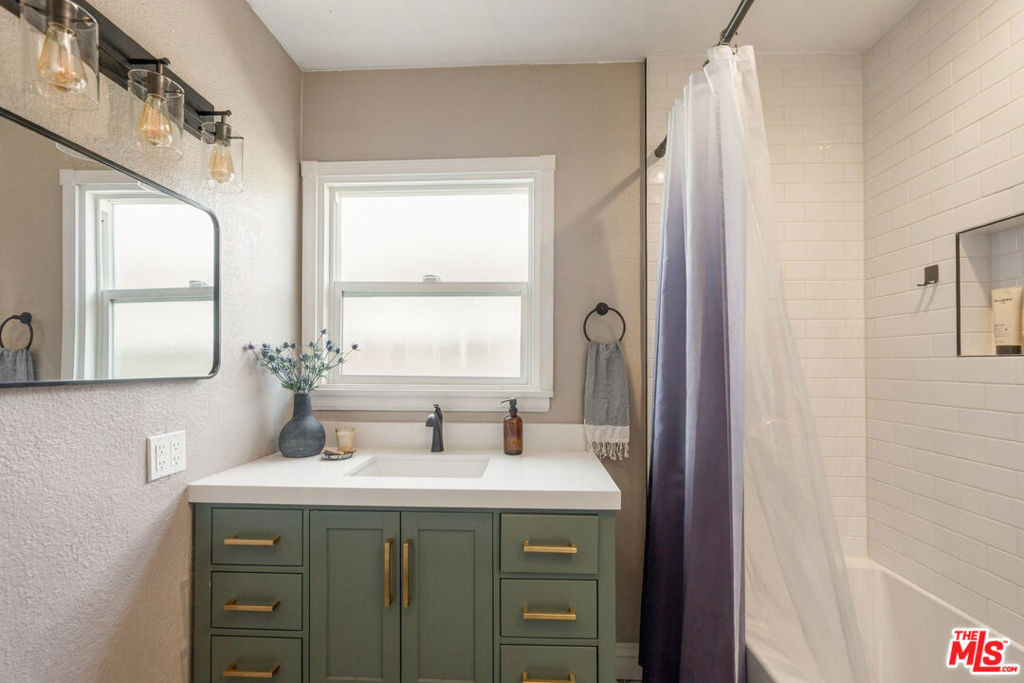 11822 Marshall Street Property Photo 24