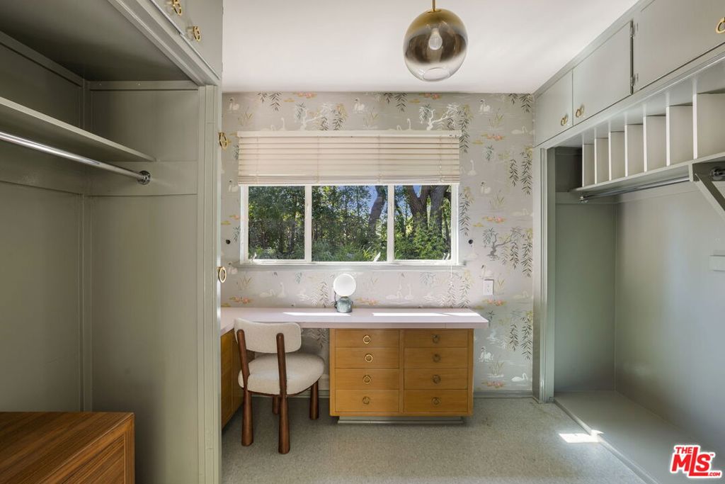 600 Hanley Place Property Photo 18