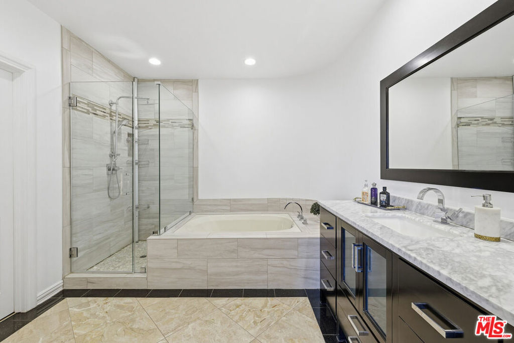 24366 La Masina Court Property Photo 42