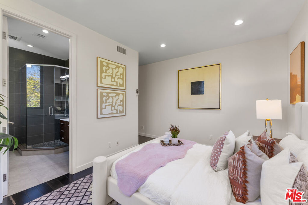 10844 Rochester Avenue Property Photo 37