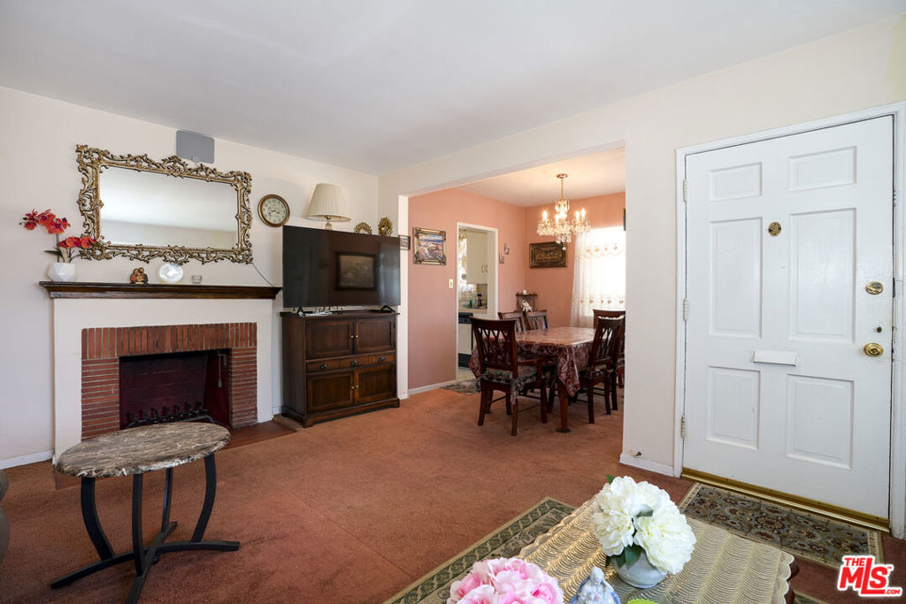 4831 W 121st Street Property Photo 5