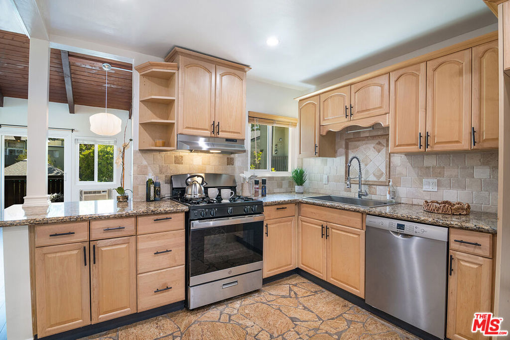 4925 Indian Wood Road 474 Property Photo 14
