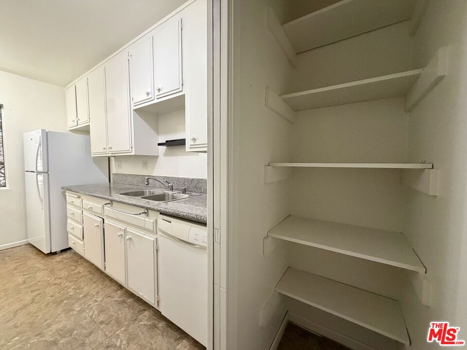 1507 Princeton Street F Property Photo 12