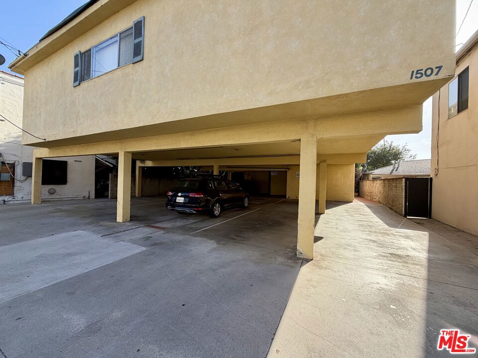 1507 Princeton Street F Property Photo 19